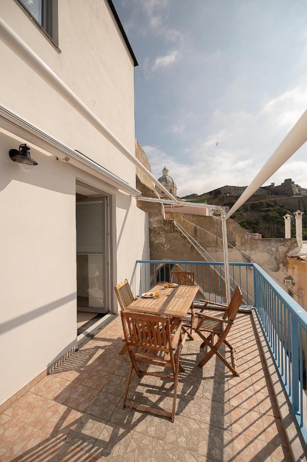 Willa La Procidana House - Corricella Exlusive Terrace Zewnętrze zdjęcie
